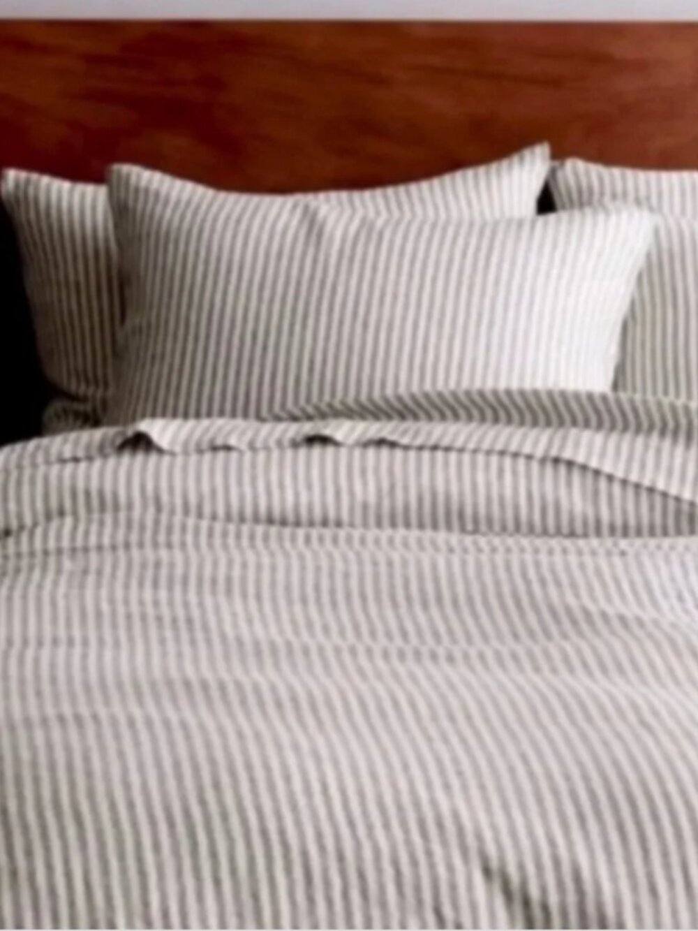 Quince European Linen Duvet Queen Cover in Grey & White Stripe - Picture 2 of 4